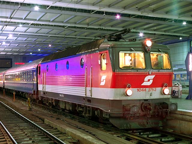  ÖBB (Austrian) class 1044 Electric Locomotive 1044.271 is seen in Germany at 